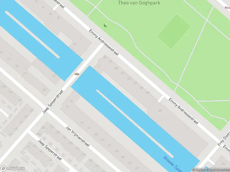 Ambulance met gepaste spoed naar de Fritz Dietrich Kahlenbergstraat in Amsterdam