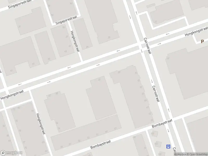 Ambulance met grote spoed naar de Hongkongstraat in Rotterdam