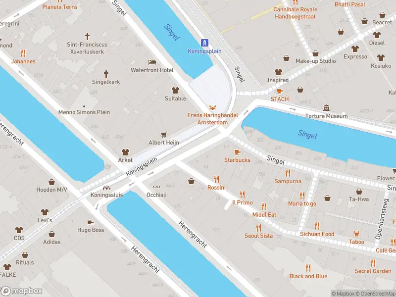 Ambulance naar de Koningsplein in Amsterdam