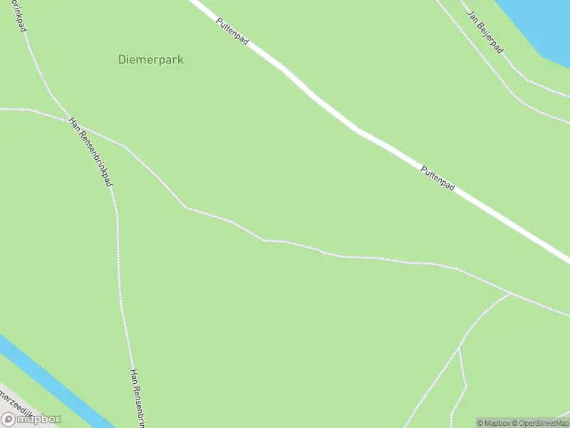 Brandweer met gepaste spoed naar de Diemerzeedijk in Amsterdam vanwege een buitenbrand