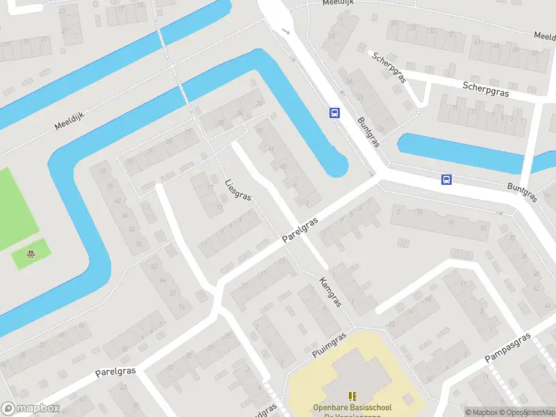 Brandweer met gepaste spoed naar de Liesgras in Spijkenisse vanwege gebouwbrand