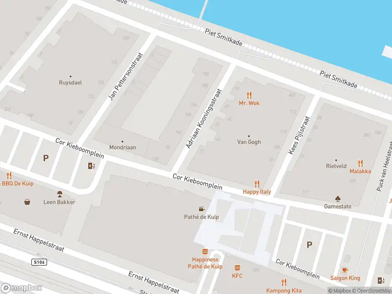 Ambulance met grote spoed naar de Adriaan Kooningsstraat in Rotterdam