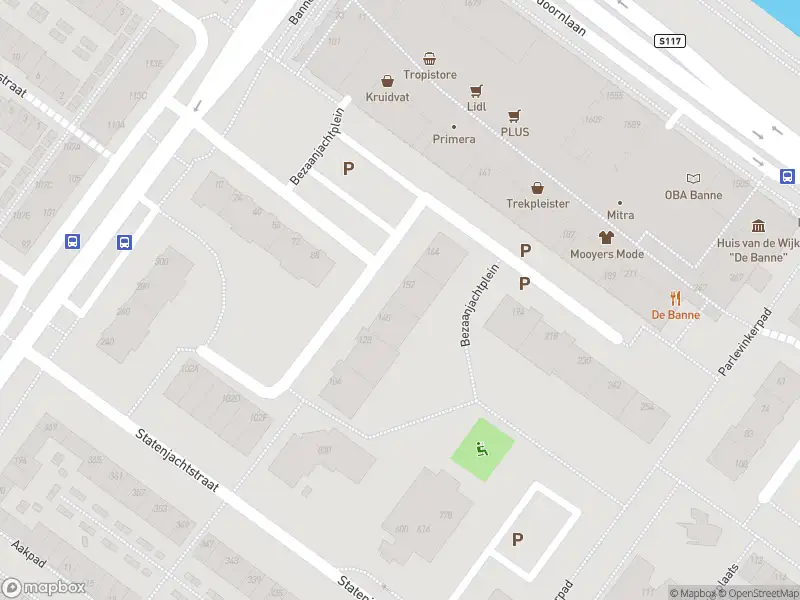 Ambulance met grote spoed naar de Westerlengte in Amsterdam