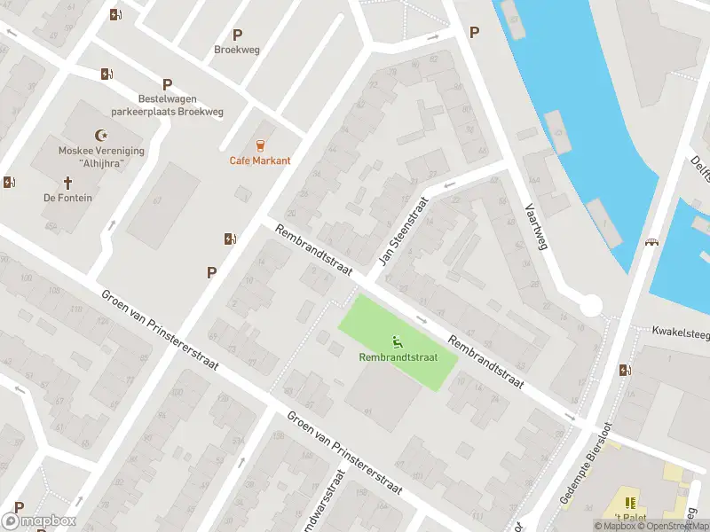 Ambulance met gepaste spoed naar de Rembrandtstraat in Vlaardingen