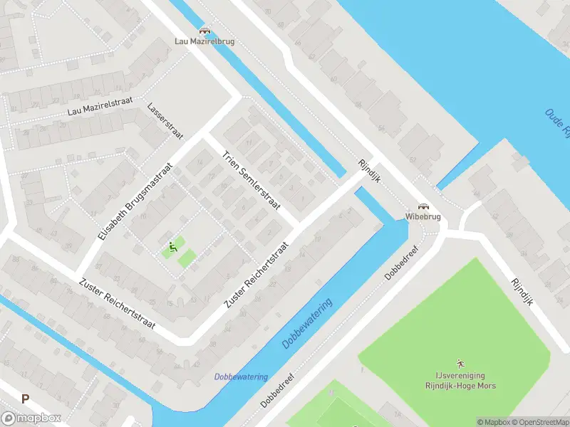 Ambulance met grote spoed naar de Trien Semlerstraat in Leiden