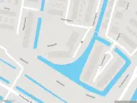 Ambulance met grote spoed naar de Leerlooierij in Barendrecht