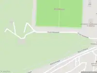 Brandweer met grote spoed naar de Oude Waalsdorperweg in 's-Gravenhage vanwege afgaan automatisch brandalarm