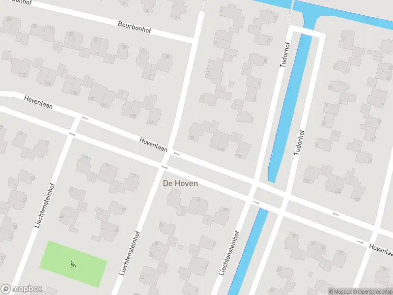 Ambulance met grote spoed naar de Provincialeweg in Dordrecht