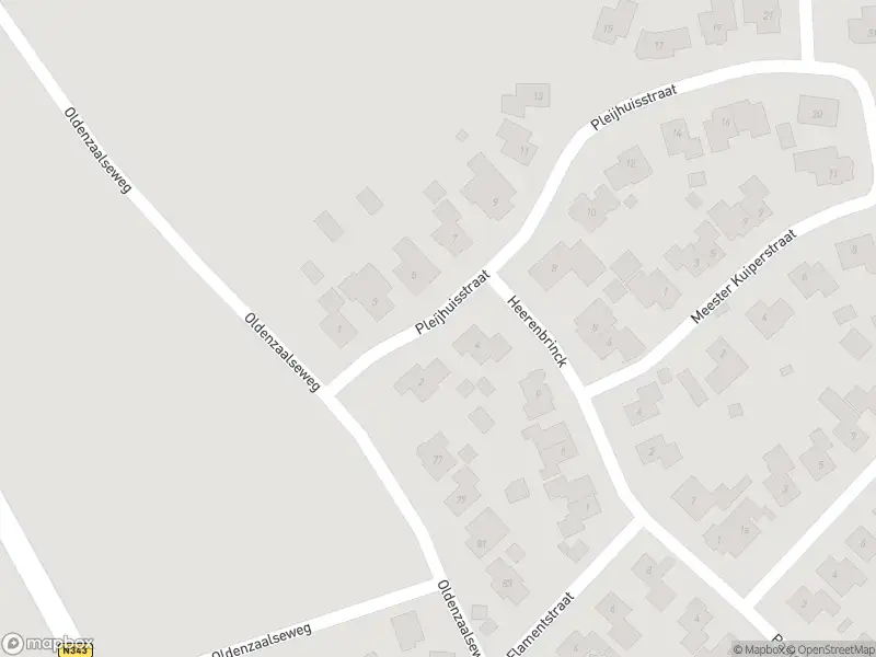 Brandweer met grote spoed naar de Pleijhuisstraat in Fleringen vanwege gebouwbrand