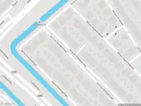 Ambulance met grote spoed naar de Joris van Bodegomlaan in Spijkenisse vanwege stankoverlast