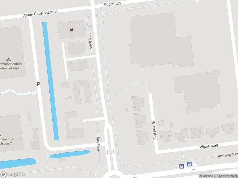 Ambulance met grote spoed naar de Sportlaan in Hellevoetsluis