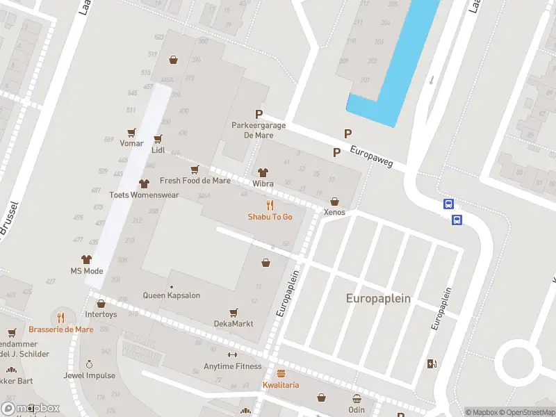 Ambulance met grote spoed naar de Europaplein in Alkmaar