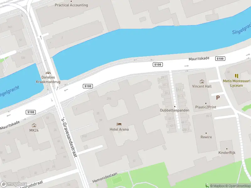 Traumahelikopter naar de 's-Gravesandestraat in Amsterdam