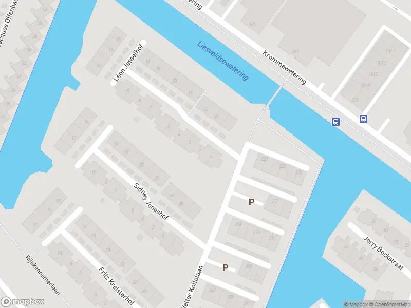 Brandweer met grote spoed naar de Léon Jesselhof in Utrecht vanwege gebouwbrand