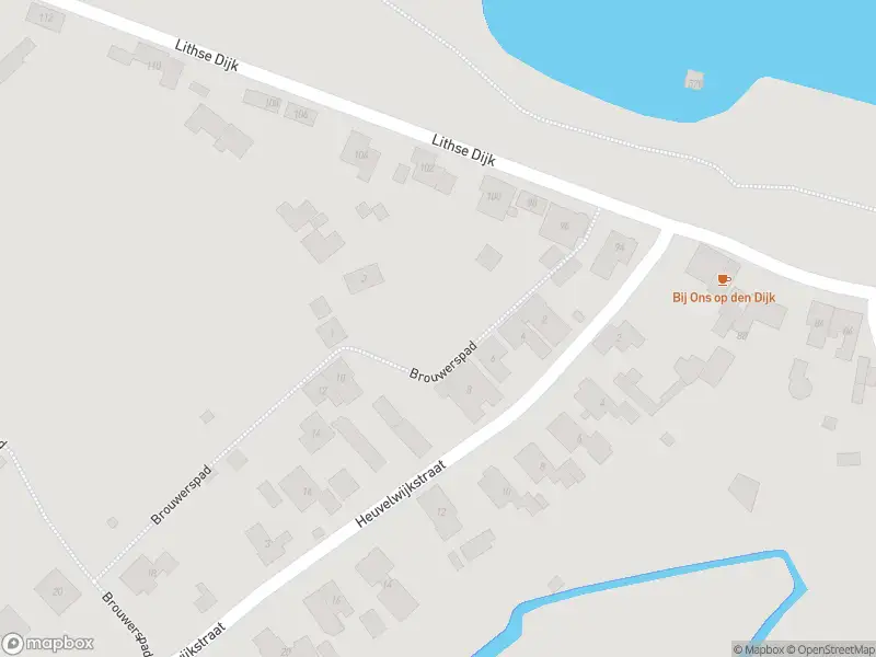 Brandweer met gepaste spoed naar de Brouwerspad in Lith vanwege stormschade