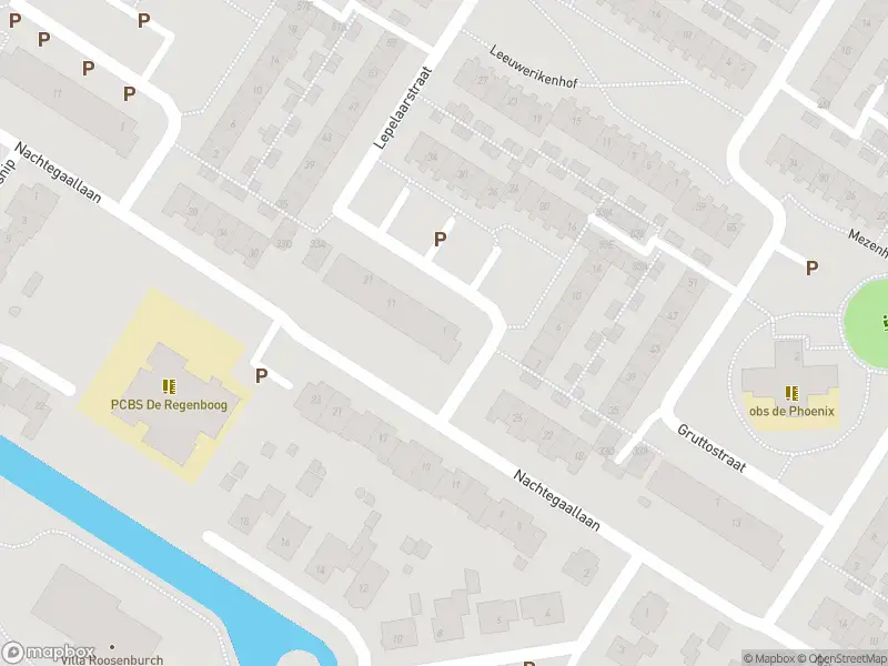 Ambulance met grote spoed naar de Lepelaarstraat in Rozenburg