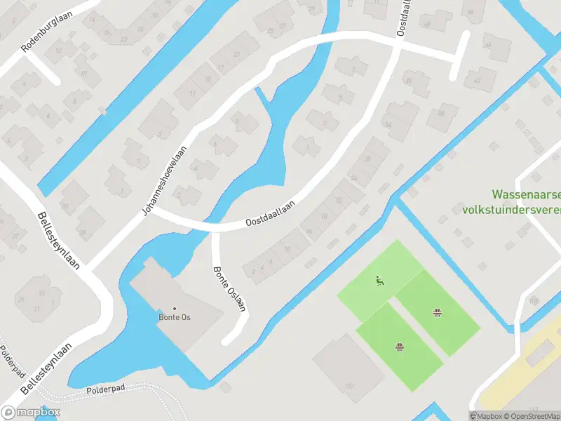 Ambulance met grote spoed naar de Oostdaallaan in Wassenaar