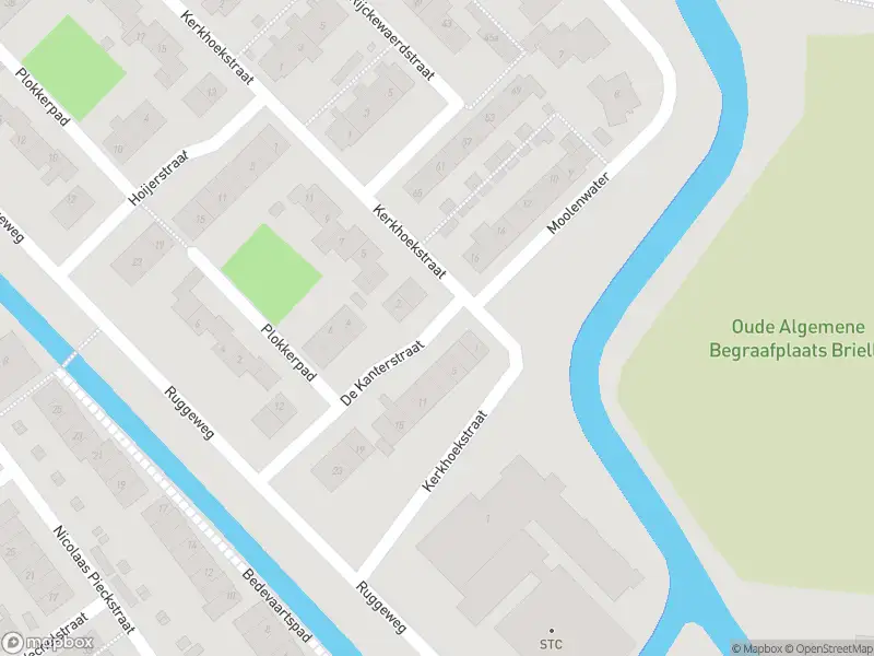 Ambulance met grote spoed naar de De Kanterstraat in Brielle