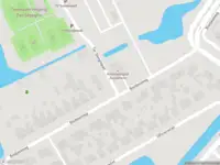 Ambulance met gepaste spoed naar de Bootjessteeg in Zwijndrecht