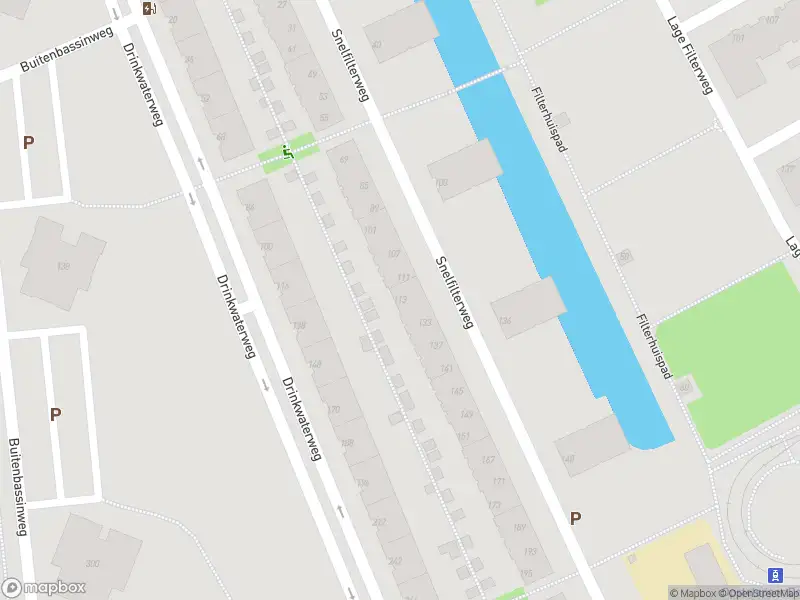 Ambulance met grote spoed naar de Snelfilterweg in Rotterdam