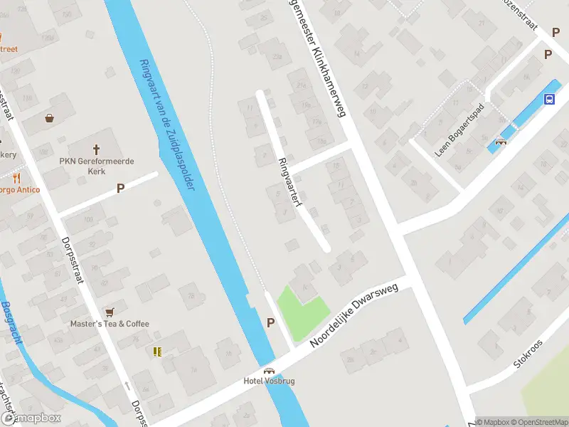 Ambulance met grote spoed naar de Ringvaarterf in Zevenhuizen