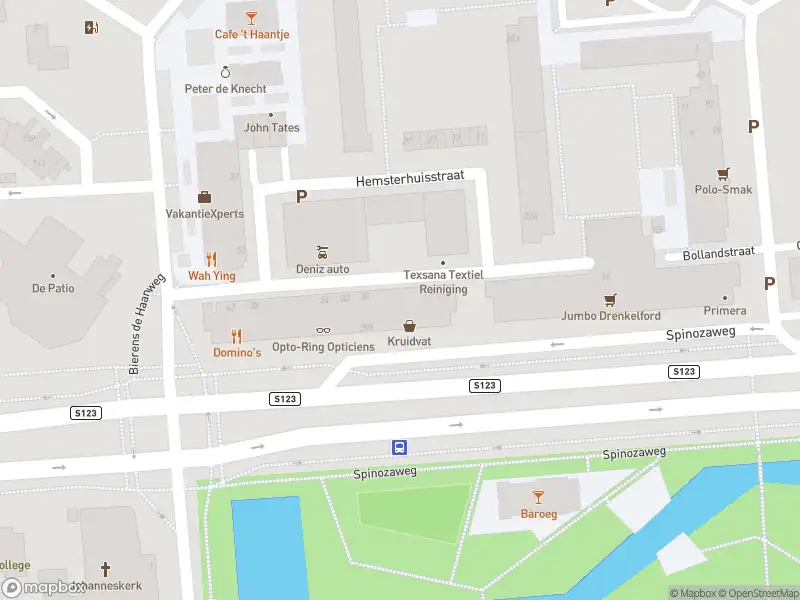 112 melding Ambulance met gepaste spoed naar de Spinozaweg in Rotterdam