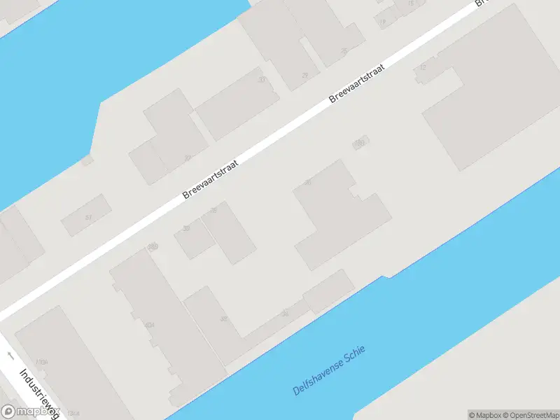 Ambulance met gepaste spoed naar de Breevaartstraat in Rotterdam