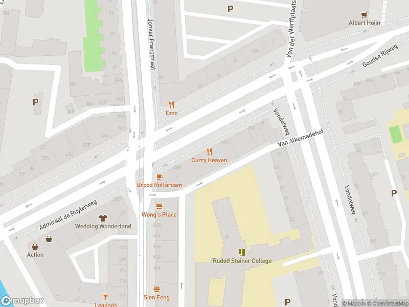 Ambulance met gepaste spoed naar de Admiraal de Ruyterweg in Rotterdam