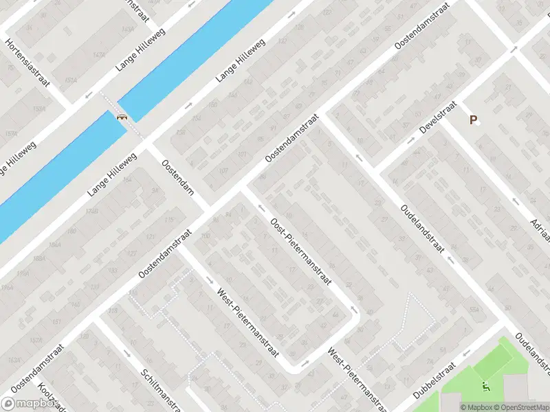 Ambulance met gepaste spoed naar de Oost-Pietermanstraat in Rotterdam