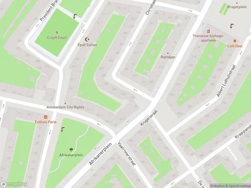 Ambulance met grote spoed naar de President Steynstraat in Amsterdam