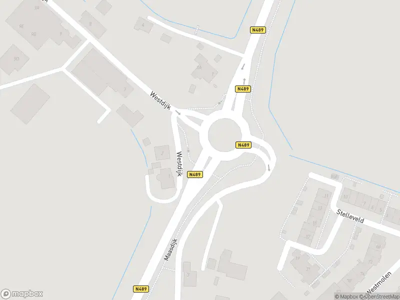 Brandweer met grote spoed naar de Maasweg in Mijnsheerenland vanwege personen te water