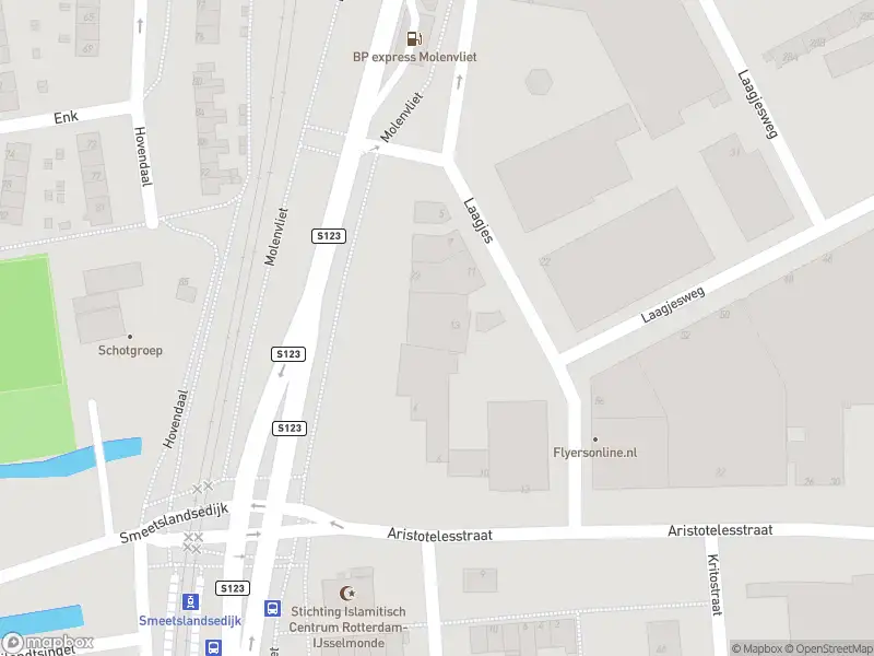 112 melding Ambulance met grote spoed naar de Molenvliet in Rotterdam