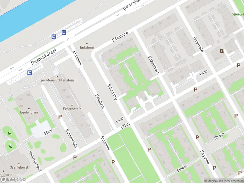 Ambulance met grote spoed naar de Edenburg in Amsterdam