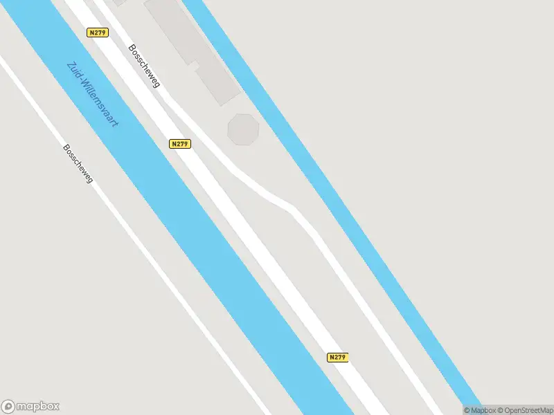 Brandweer met gepaste spoed naar de Bosscheweg in Erp vanwege stormschade