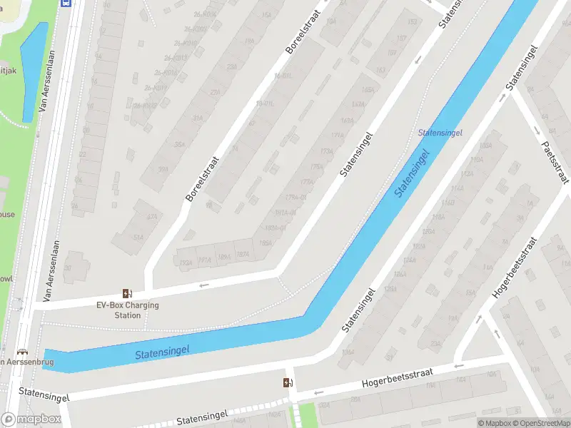 Ambulance met gepaste spoed naar de Statensingel in Rotterdam