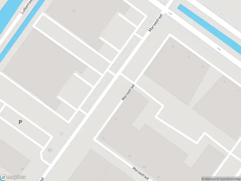 Brandweer met gepaste spoed naar de Maroastraat in Amsterdam