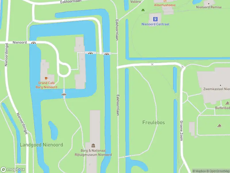 Brandweer met gepaste spoed naar de Nienoord in Leek vanwege een buitenbrand