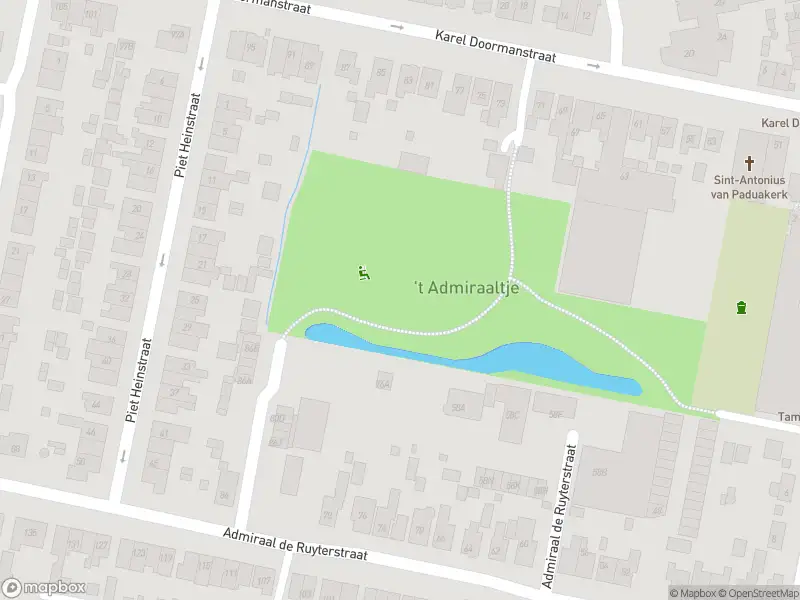 Ambulance met gepaste spoed naar de Van Speijkstraat in Oud-Beijerland