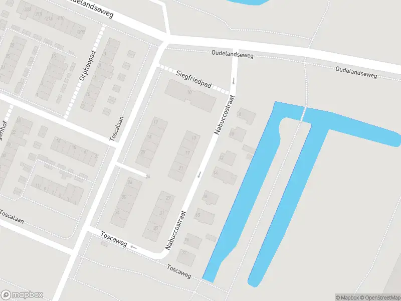 Politie naar de Nabuccostraat in Hoogvliet Rotterdam vanwege voertuigen te water