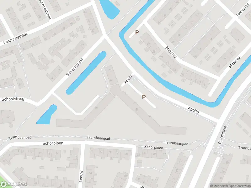 Ambulance met grote spoed naar de Apollo in Hellevoetsluis