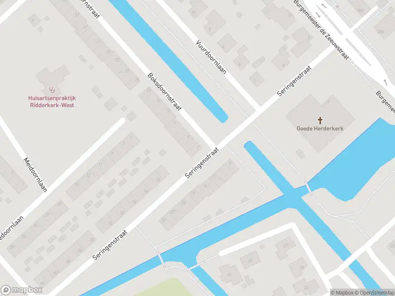 Ambulance met gepaste spoed naar de Boksdoornstraat in Ridderkerk
