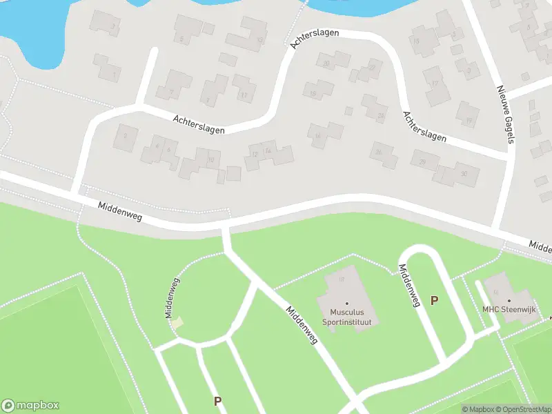 Brandweer met gepaste spoed naar de Middenweg in Steenwijk