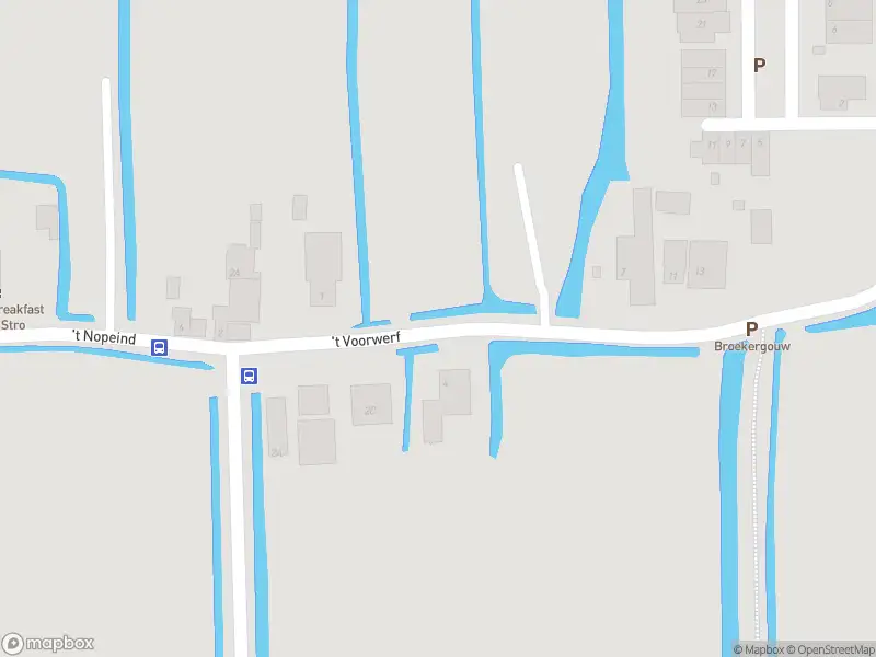 Ambulance met grote spoed naar de 't Voorwerf in Amsterdam