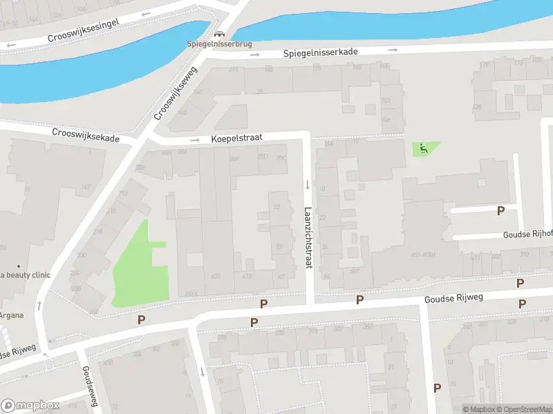 Ambulance met grote spoed naar de Laanzichtstraat in Rotterdam