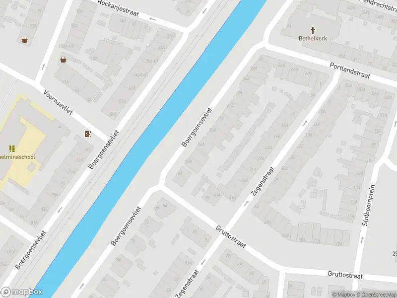 Ambulance met grote spoed naar de Boergoensevliet in Rotterdam