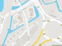 Ambulance met gepaste spoed naar de Rhijnspoor in Capelle aan den IJssel