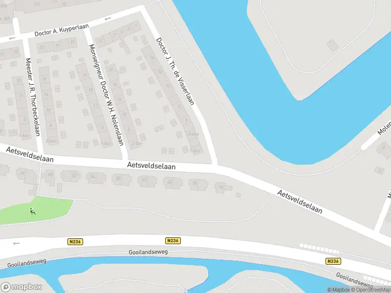 Ambulance met grote spoed naar de Dr. J. Th. de Visserlaan in Weesp