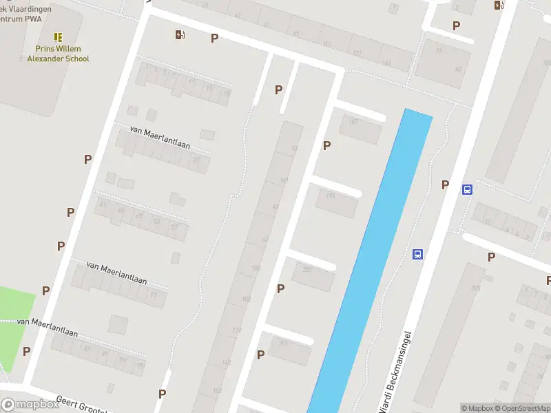 Ambulance met gepaste spoed naar de Datheenstraat in Vlaardingen