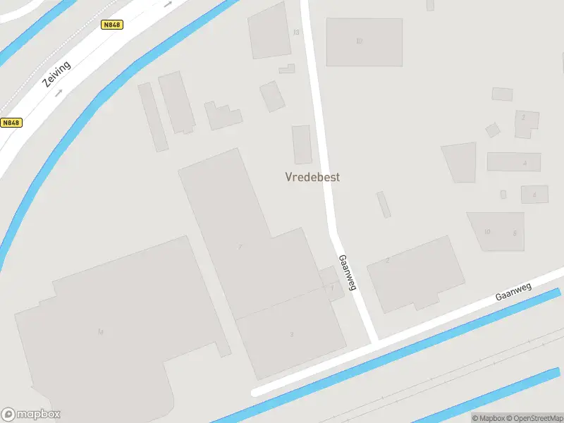 Ambulance met grote spoed naar de Gaanweg in Vuren
