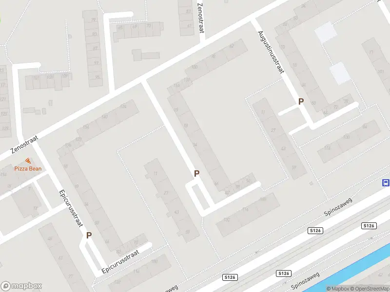 Ambulance met grote spoed naar de Plotinusstraat in Rotterdam
